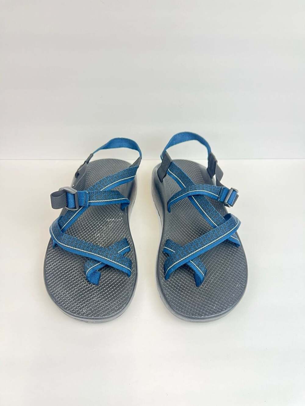 Chaco Z/2 Classic Men's Sport Sandals with Toe Loop, Blue/Black Size 12